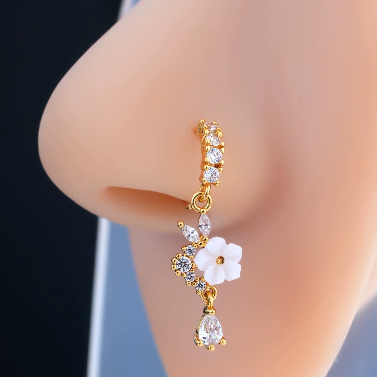 Altın Çiçek Burun Halkası, Sar - Body Jewelry Surgical Steel incelemesi ve fiyatı
